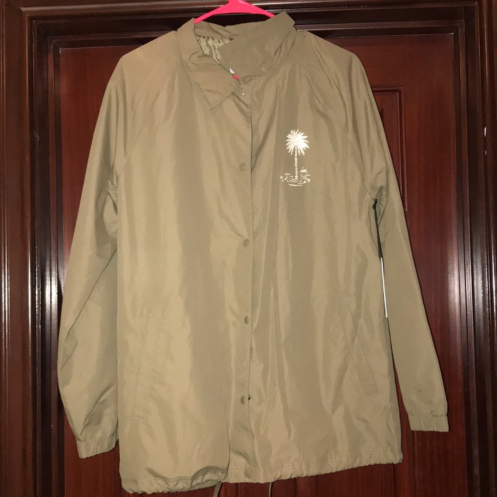 NEW WITH TAGS Olive green anorak